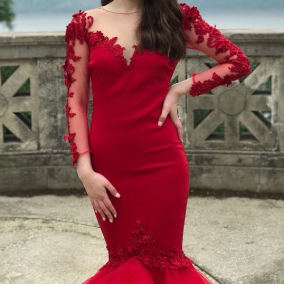 RED handmade Tarik Ediz red dress in size XS worn once for engagement pictures. - Picture 3 of 5